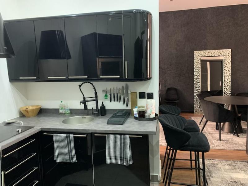 Incredible Olympic Nest Apartment *